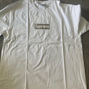 Supreme Burberry box logo tee